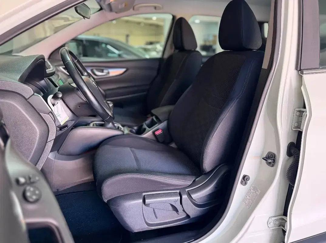 Nissan Qashqai 1.6 dCi Acenta NC 4x4i 6