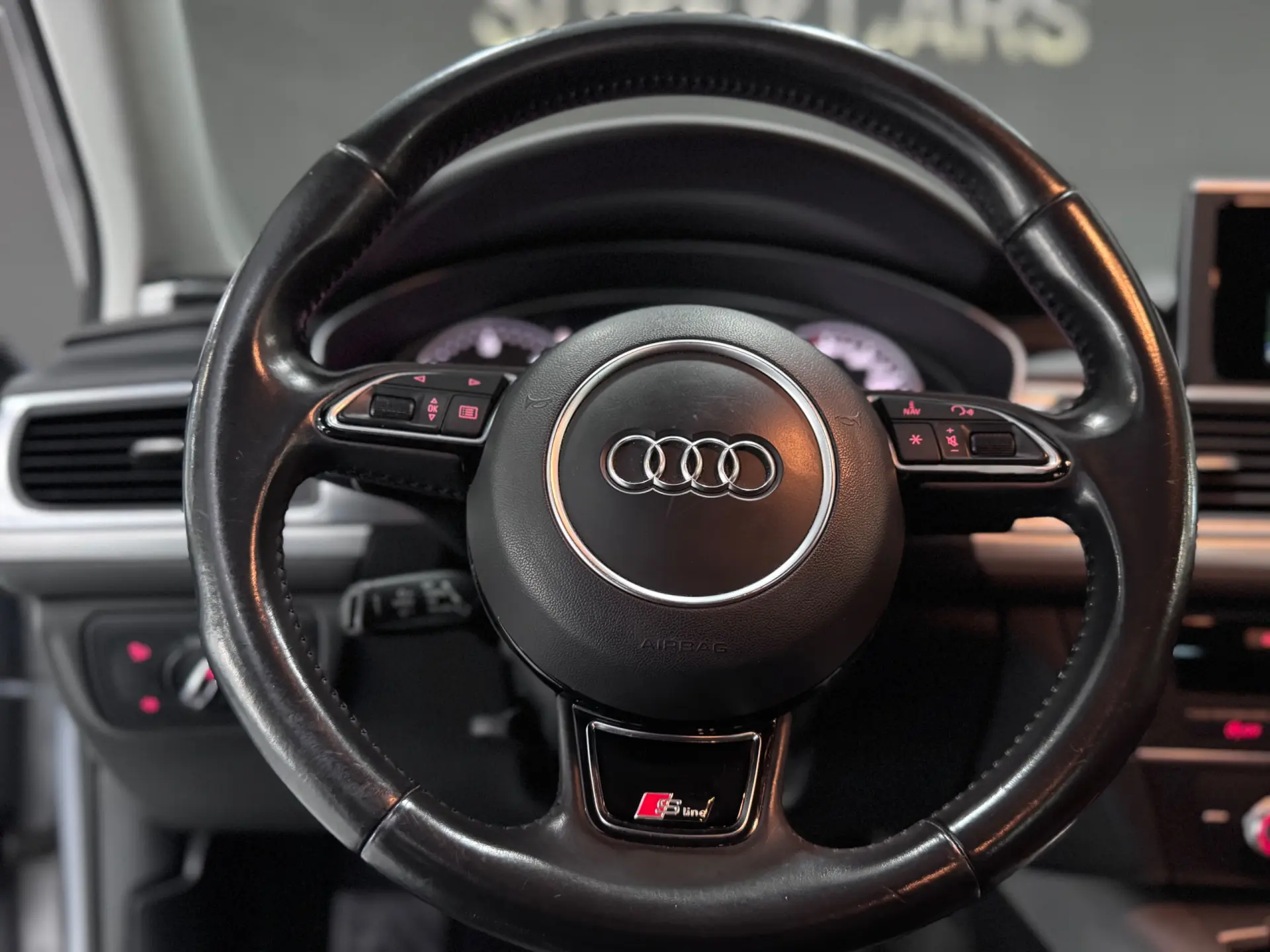 Audi A6 Avant 2.0 TDi S-line S tronic 10