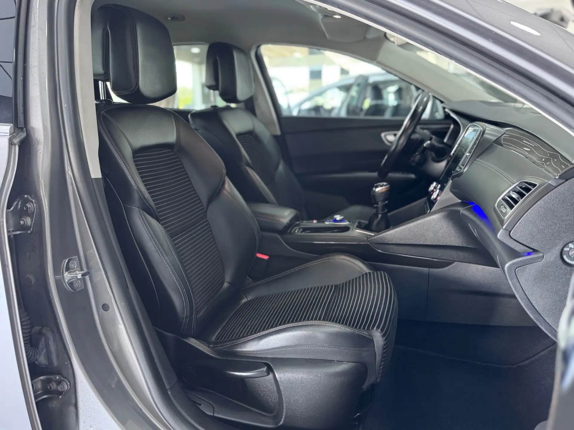 Renault Talisman 1.6 dCi Intens 11