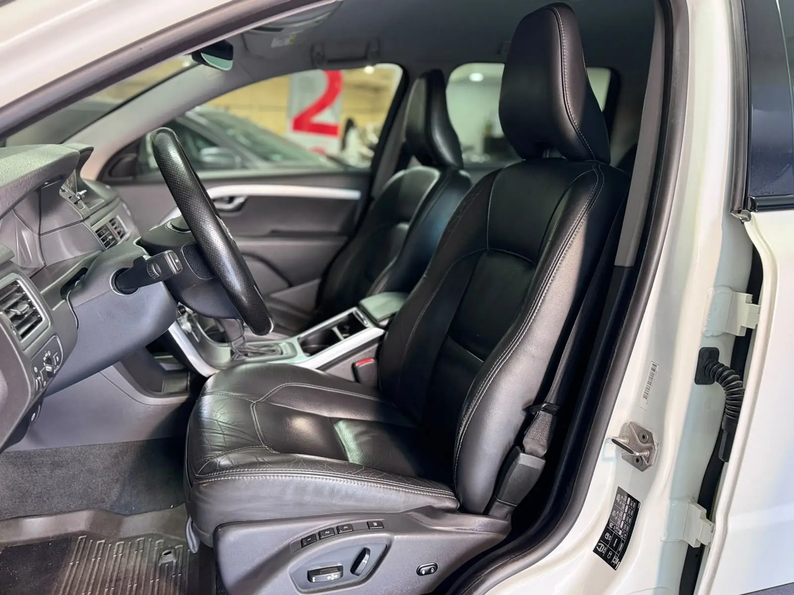 Volvo XC 70 2.0 D4 Momentum Geartronic 6