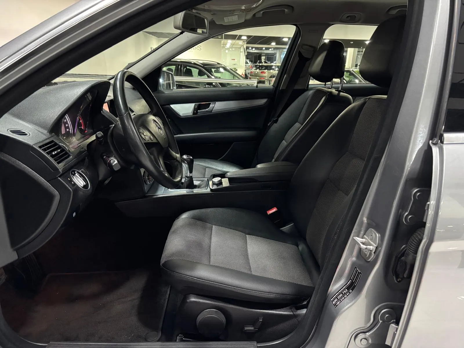 Mercedes-Benz C 220 CDi Avantgarde BlueEfficiency 6