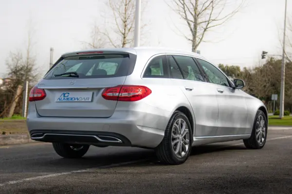 Mercedes-Benz C 180 CDi BE Urban 9