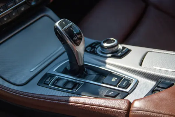 BMW 525 d Pack M Auto 36