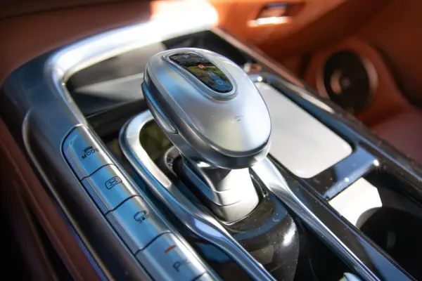 Voyah Free 107 kWh Luxury 9