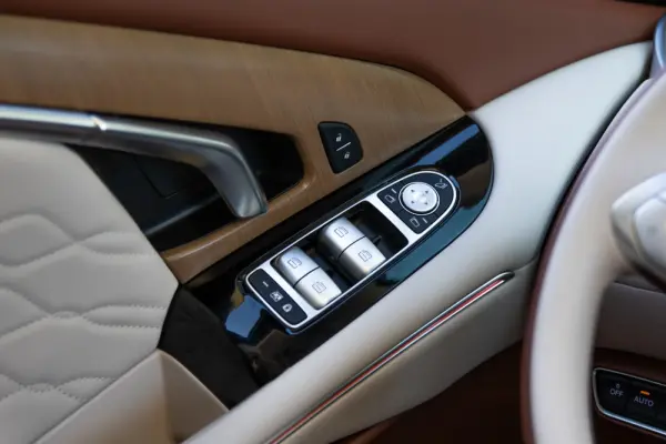 Voyah Free 107 kWh Luxury 43