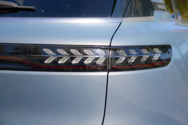 Voyah Free 107 kWh Luxury 48