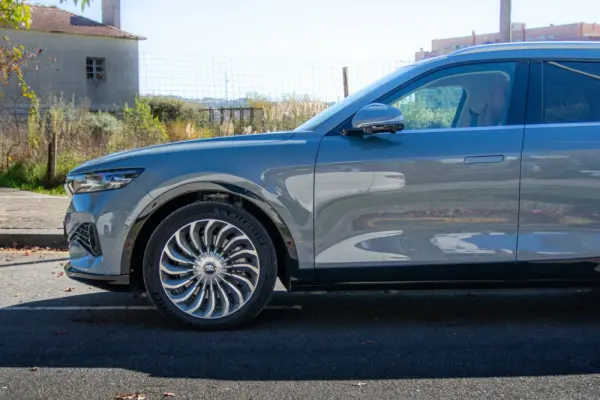 Voyah Free 107 kWh Luxury 62