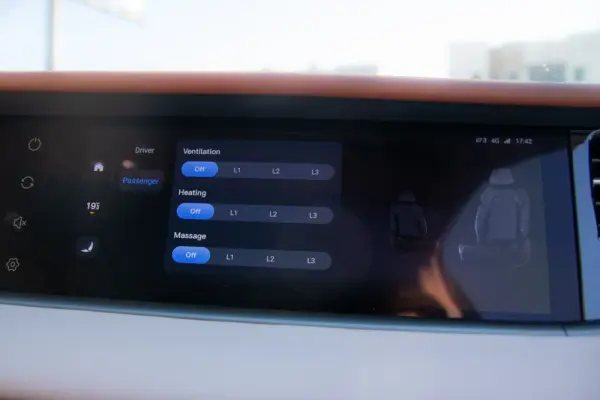 Voyah Free 107 kWh Luxury 65