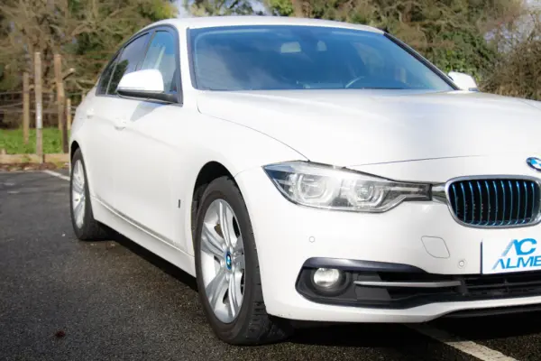 BMW 330 e iPerformance Line Sport 14