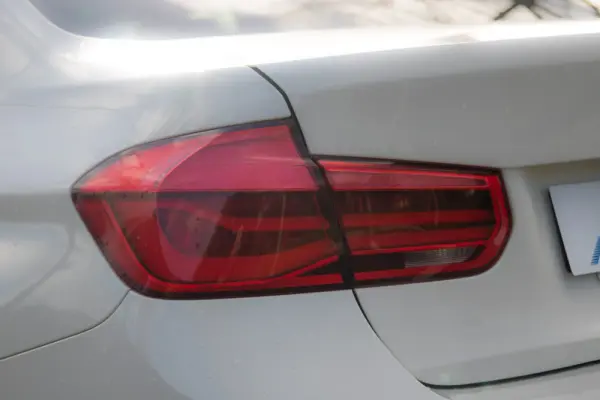 BMW 330 e iPerformance Line Sport 19