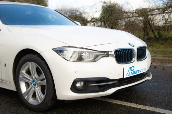 BMW 330 e iPerformance Line Sport 47