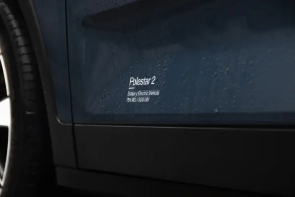 Polestar 2 Long Range 78 kWh AWD 18