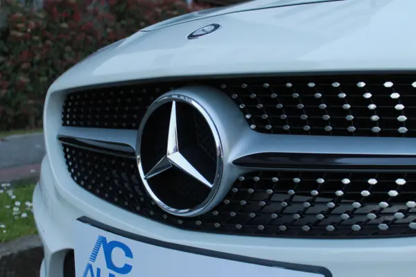 Mercedes-Benz CLA 200 d Shooting Brake AMG Line 13