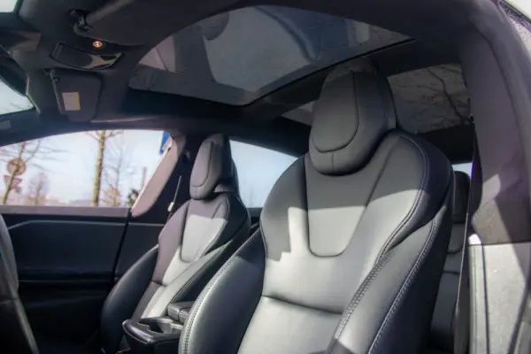 Tesla Model S 100D 31