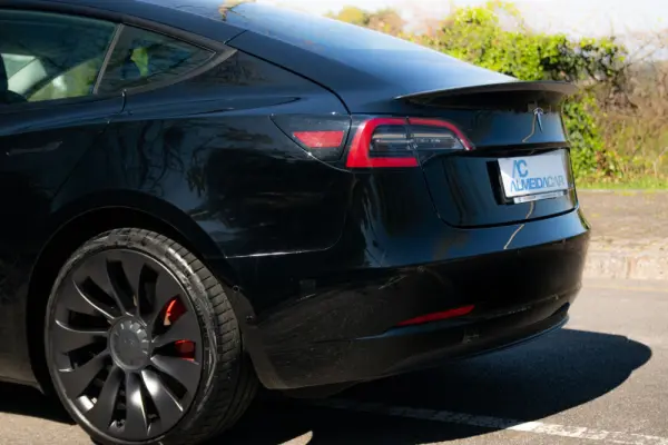 Tesla Model 3 Long Range AWD Dual Motor Performance 33