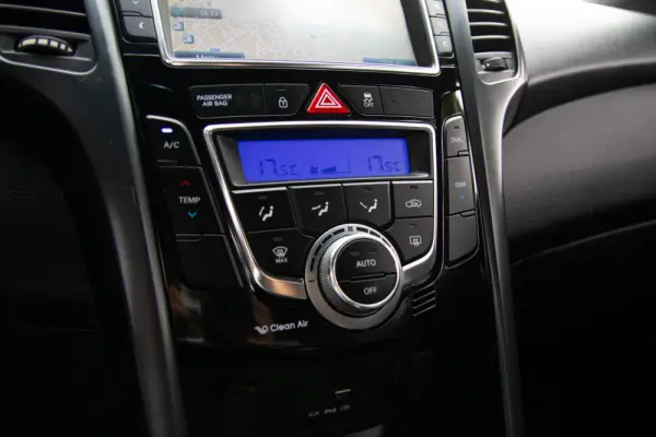 Hyundai i30 SW 1.6 CRDi GO! 32