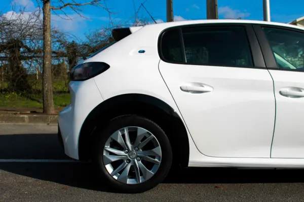 Peugeot e-208 50 kWh Active Pack 10