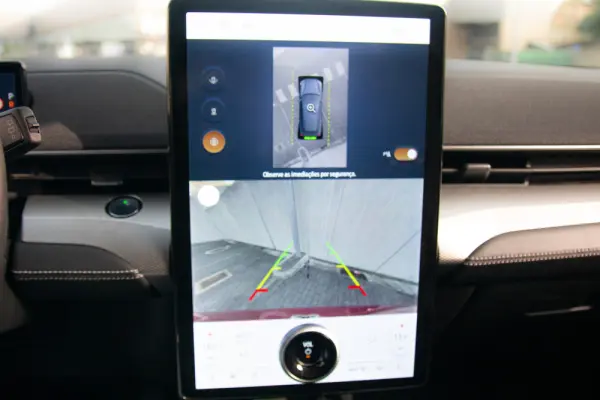 Ford Mustang Mach-E Standard 38