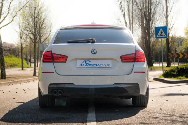 BMW 525 d Pack M Auto 54