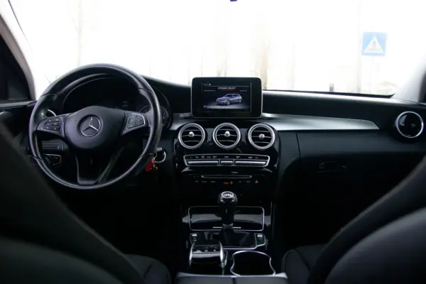 Mercedes-Benz C 180 CDi BE Urban 59