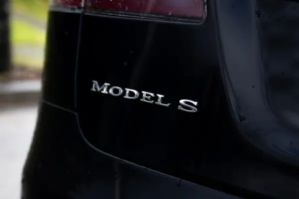 Tesla Model S 100D 26