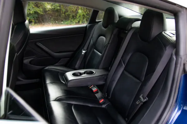 Tesla Model 3 Long-Range Dual Motor AWD 71