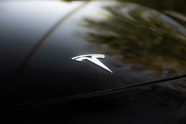 Tesla Model 3 Long Range AWD Dual Motor Performance 6