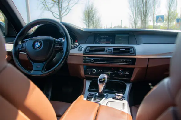 BMW 525 d Pack M Auto 51
