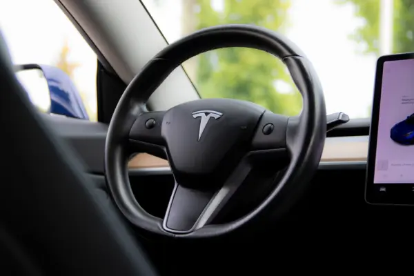 Tesla Model 3 Long-Range Dual Motor AWD 27