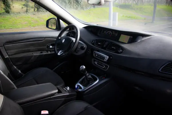 Renault Scénic 1.5 dCi Bose Edition SS 34