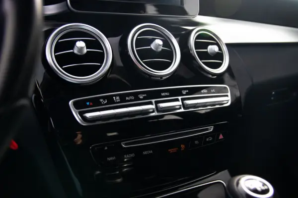 Mercedes-Benz C 180 CDi BE Urban 23