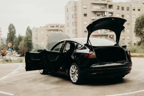 Tesla Model 3 Long Range AWD Dual Motor 8