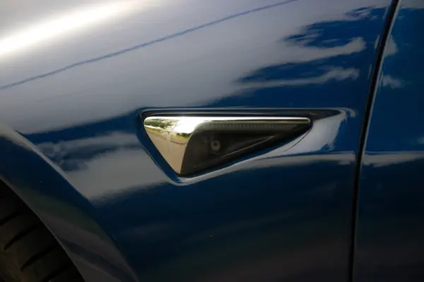 Tesla Model 3 Long-Range Dual Motor AWD 6