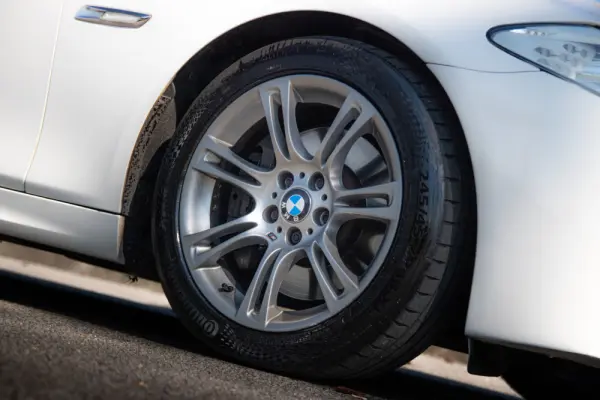 BMW 525 d Pack M Auto 23