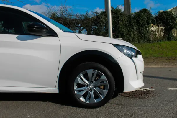 Peugeot e-208 50 kWh Active Pack 11