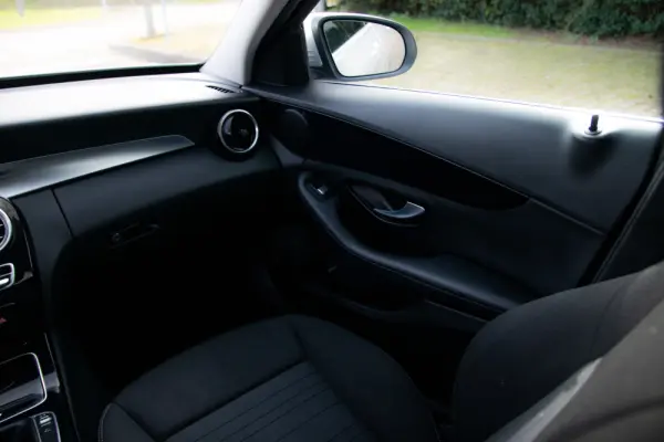 Mercedes-Benz C 180 CDi BE Urban 27