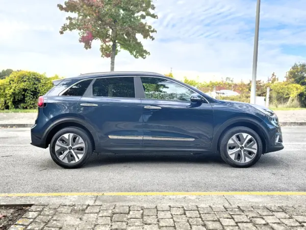 Kia e-Niro 64kWh 12