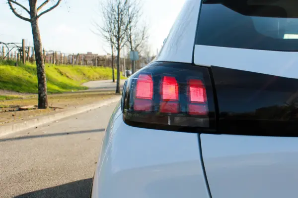 Peugeot e-208 50 kWh Active Pack 21