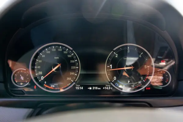 BMW 525 d Pack M Auto 40