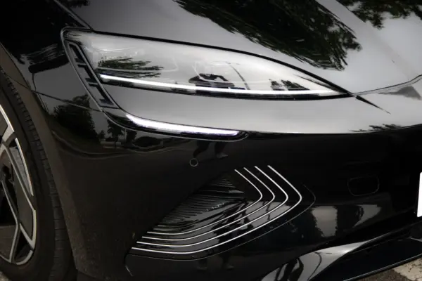 BYD Seal 82.5 kWh Design 27