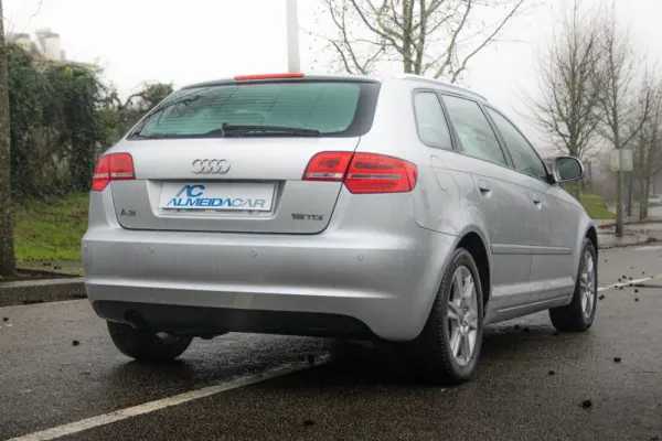 Audi A3 Sportback 1.6 TDI Attraction 5