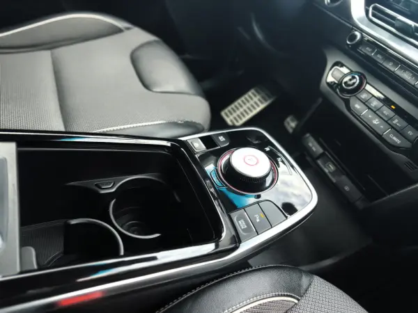 Kia e-Niro 64kWh 13