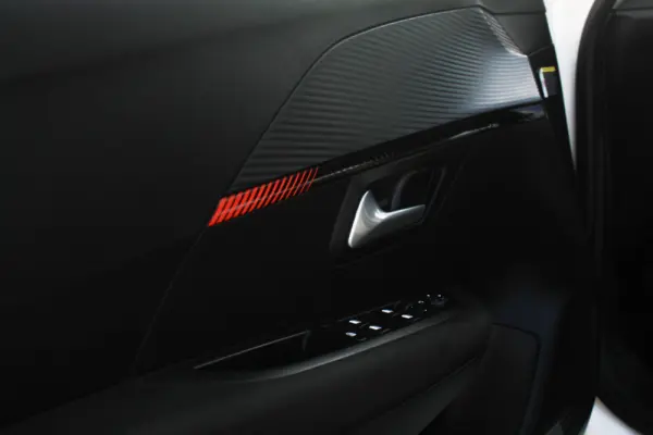 Peugeot e-208 50 kWh Active Pack 17