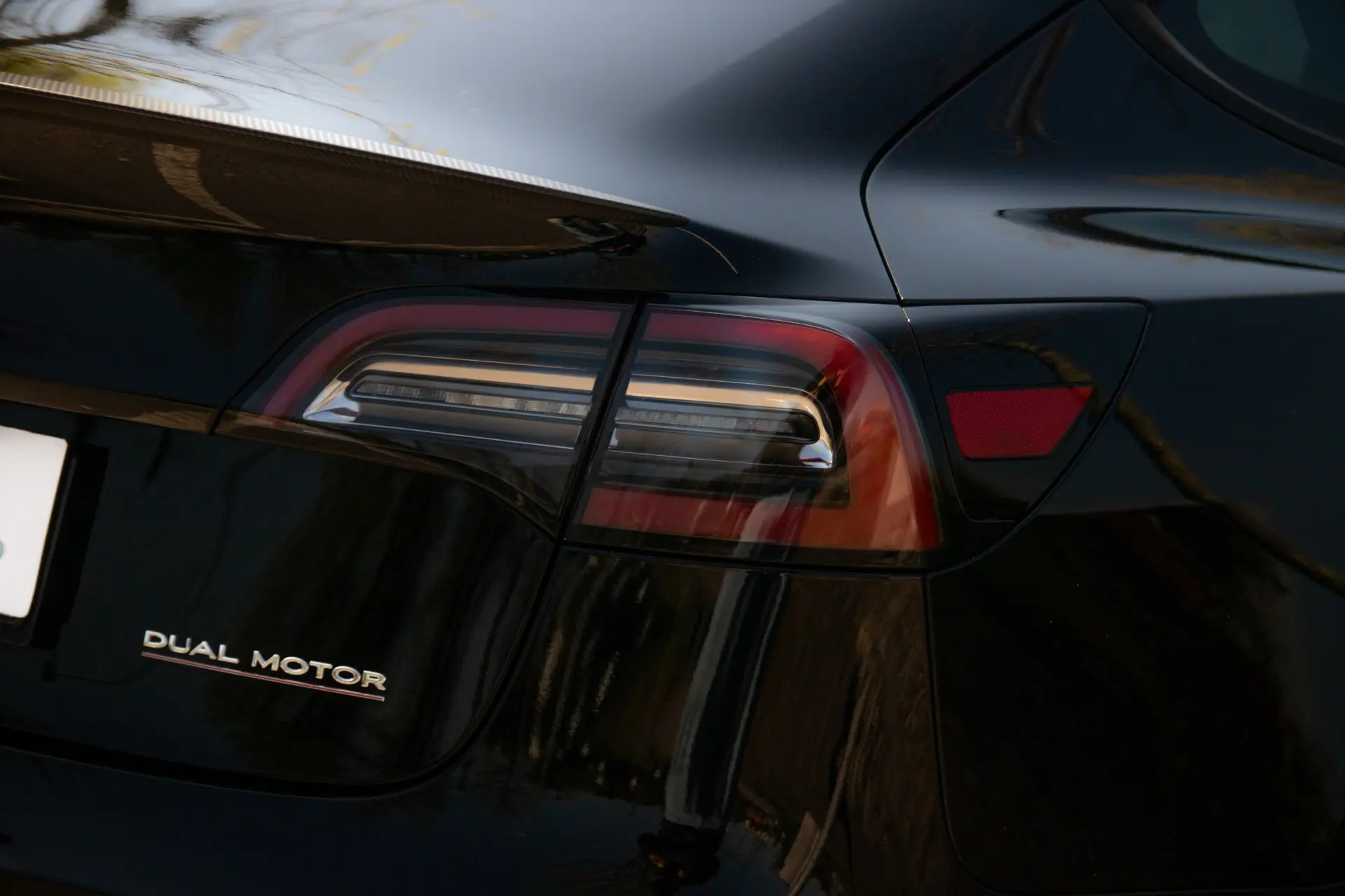 Tesla Model 3 Long Range AWD Dual Motor Performance 35