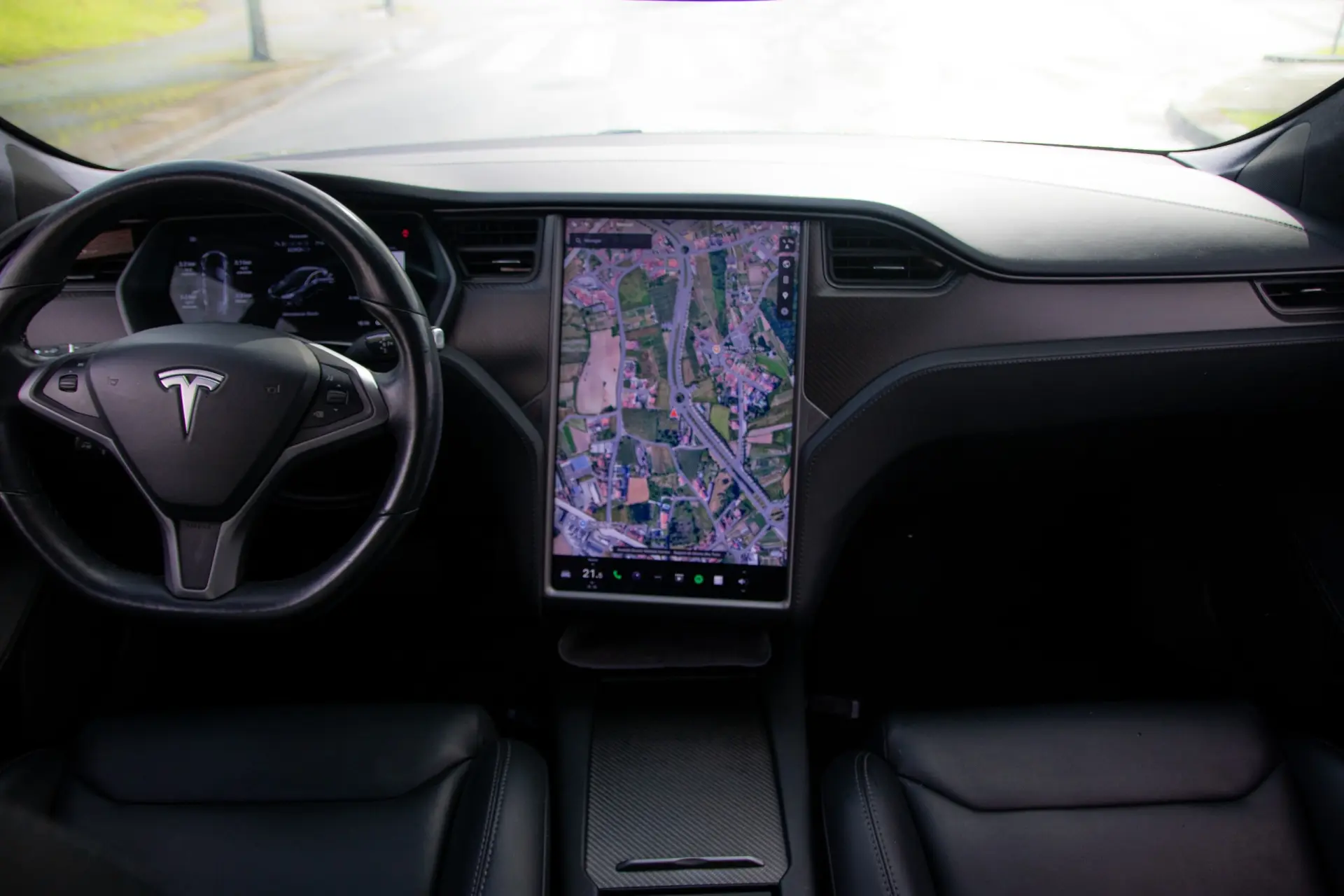 Tesla Model S 100D 42