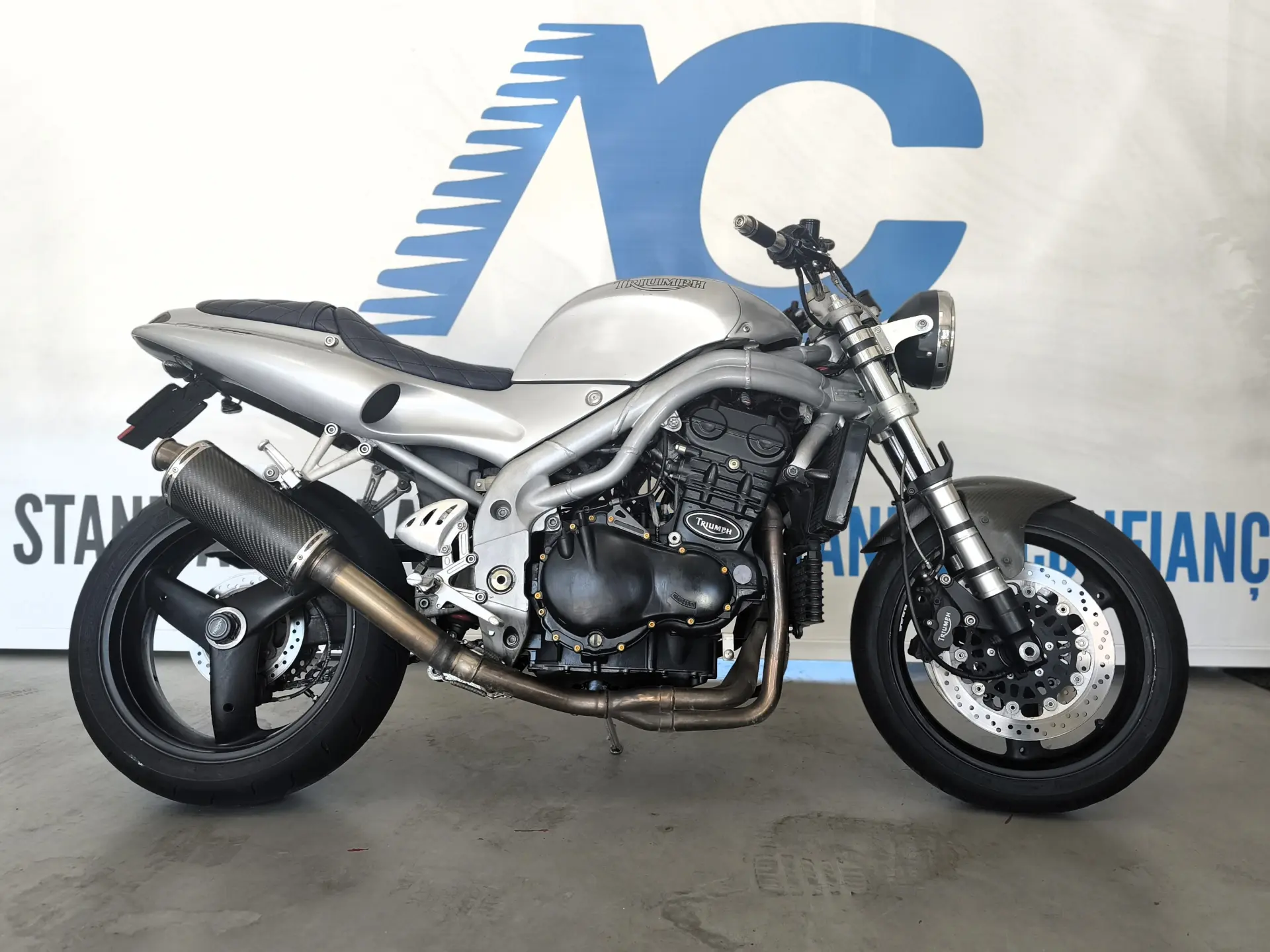 Triumph Daytona 1