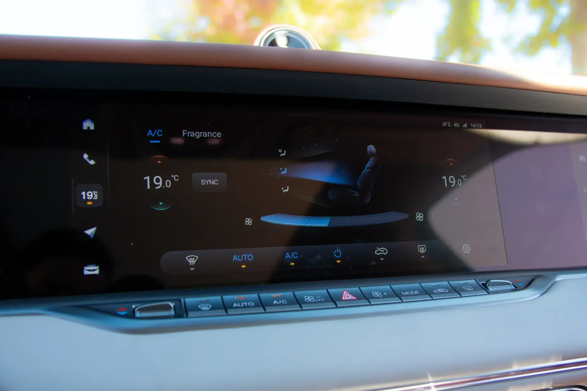 Voyah Free 107 kWh Luxury 35