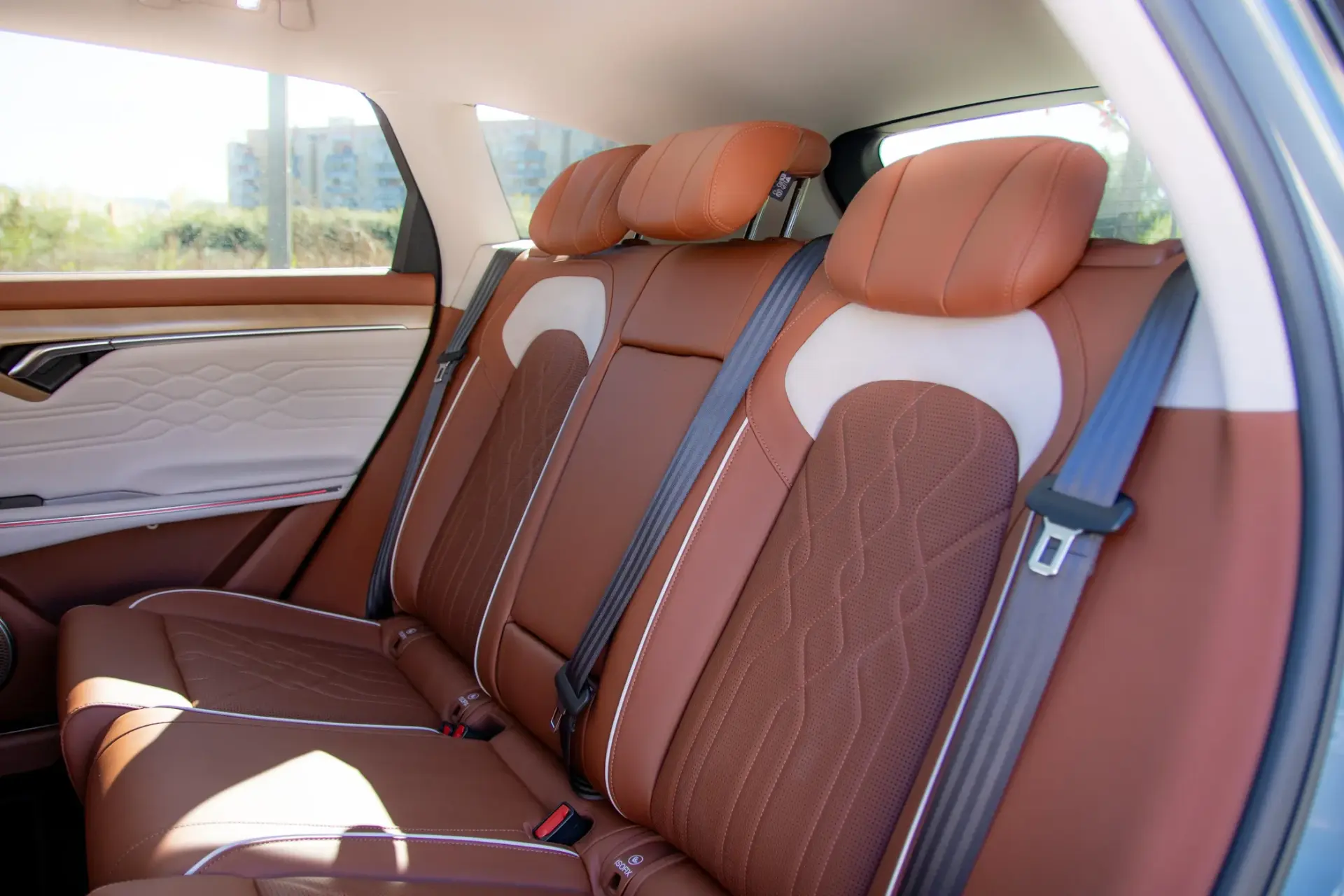 Voyah Free 107 kWh Luxury 38