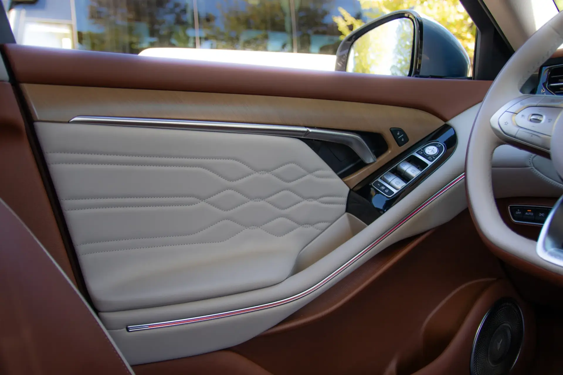 Voyah Free 107 kWh Luxury 42