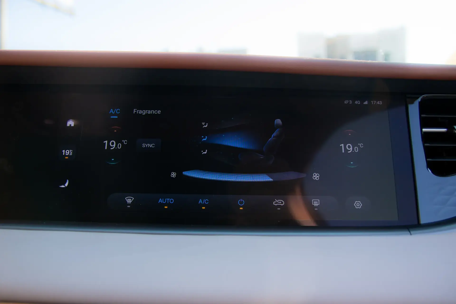 Voyah Free 107 kWh Luxury 53